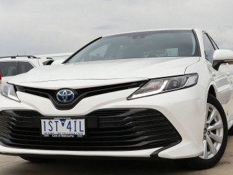 Toyota Camry 2020 used